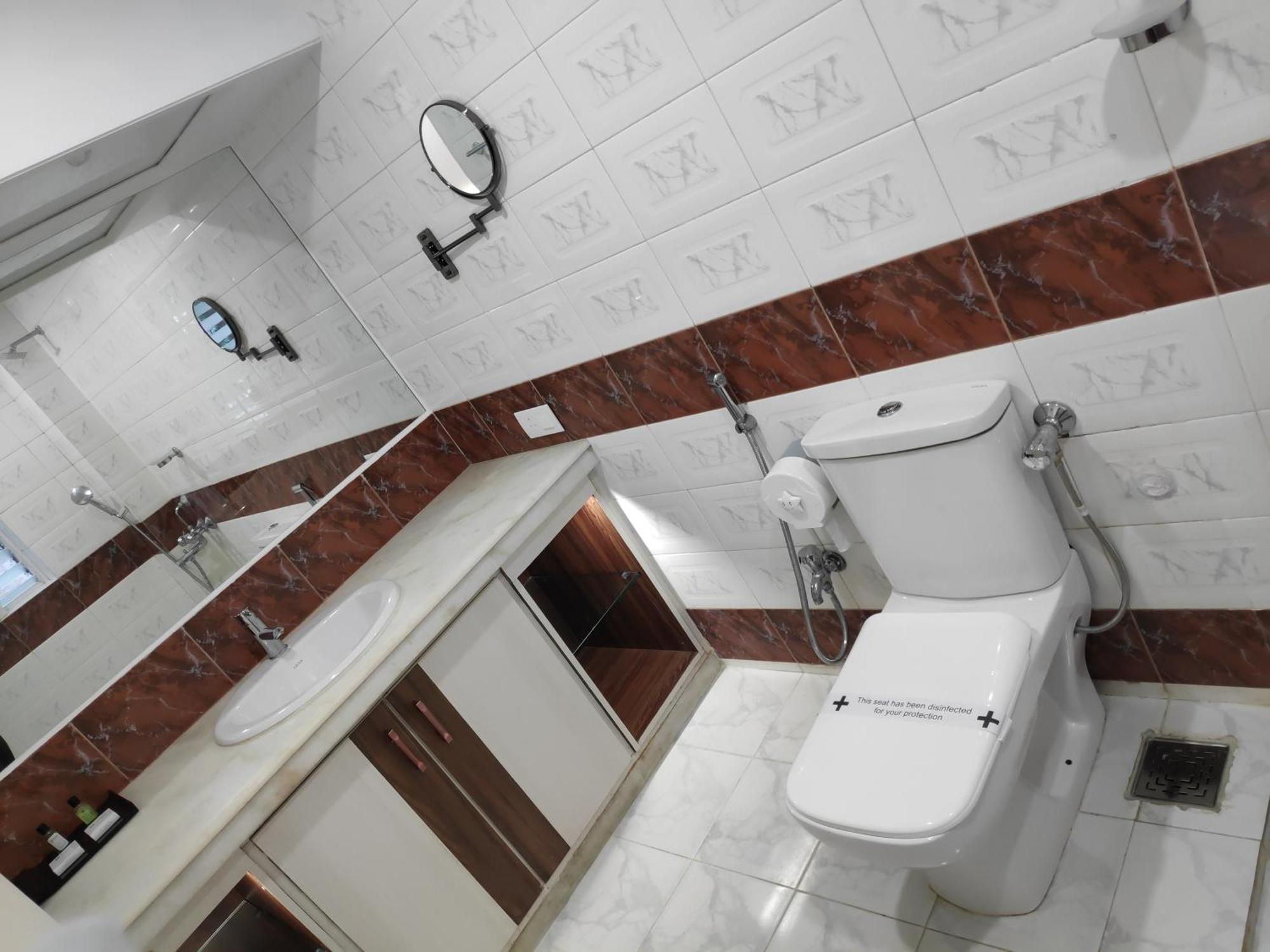 White House By Maxxvalue Service Apartments Bandra Bombaj Zewnętrze zdjęcie