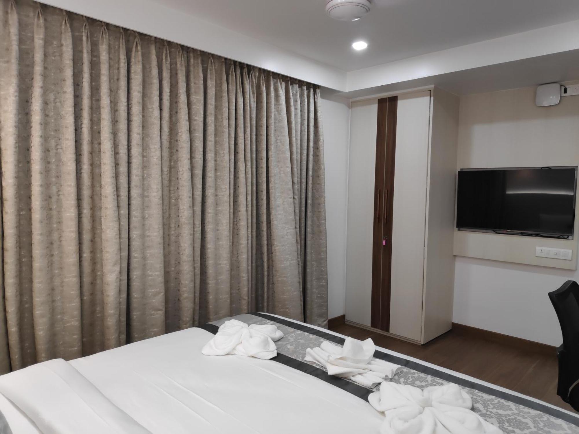 White House By Maxxvalue Service Apartments Bandra Bombaj Zewnętrze zdjęcie