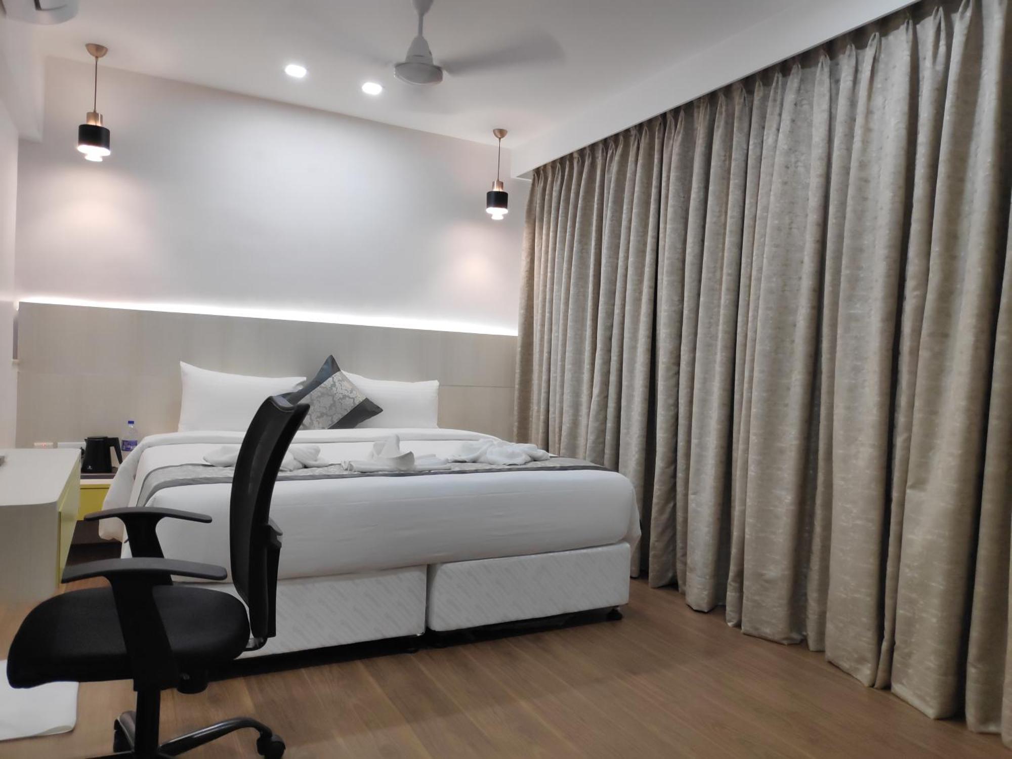 White House By Maxxvalue Service Apartments Bandra Bombaj Zewnętrze zdjęcie