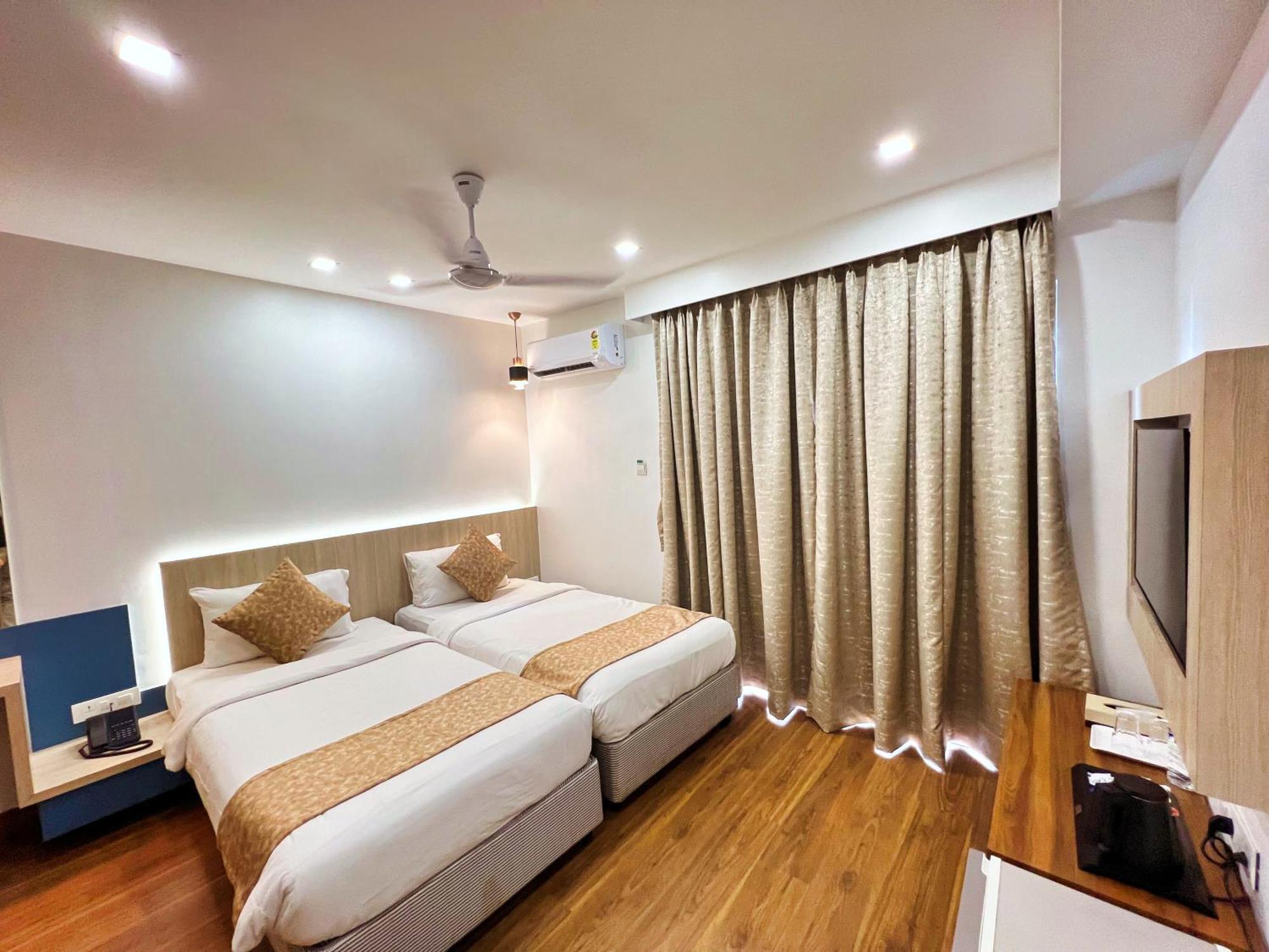 White House By Maxxvalue Service Apartments Bandra Bombaj Zewnętrze zdjęcie