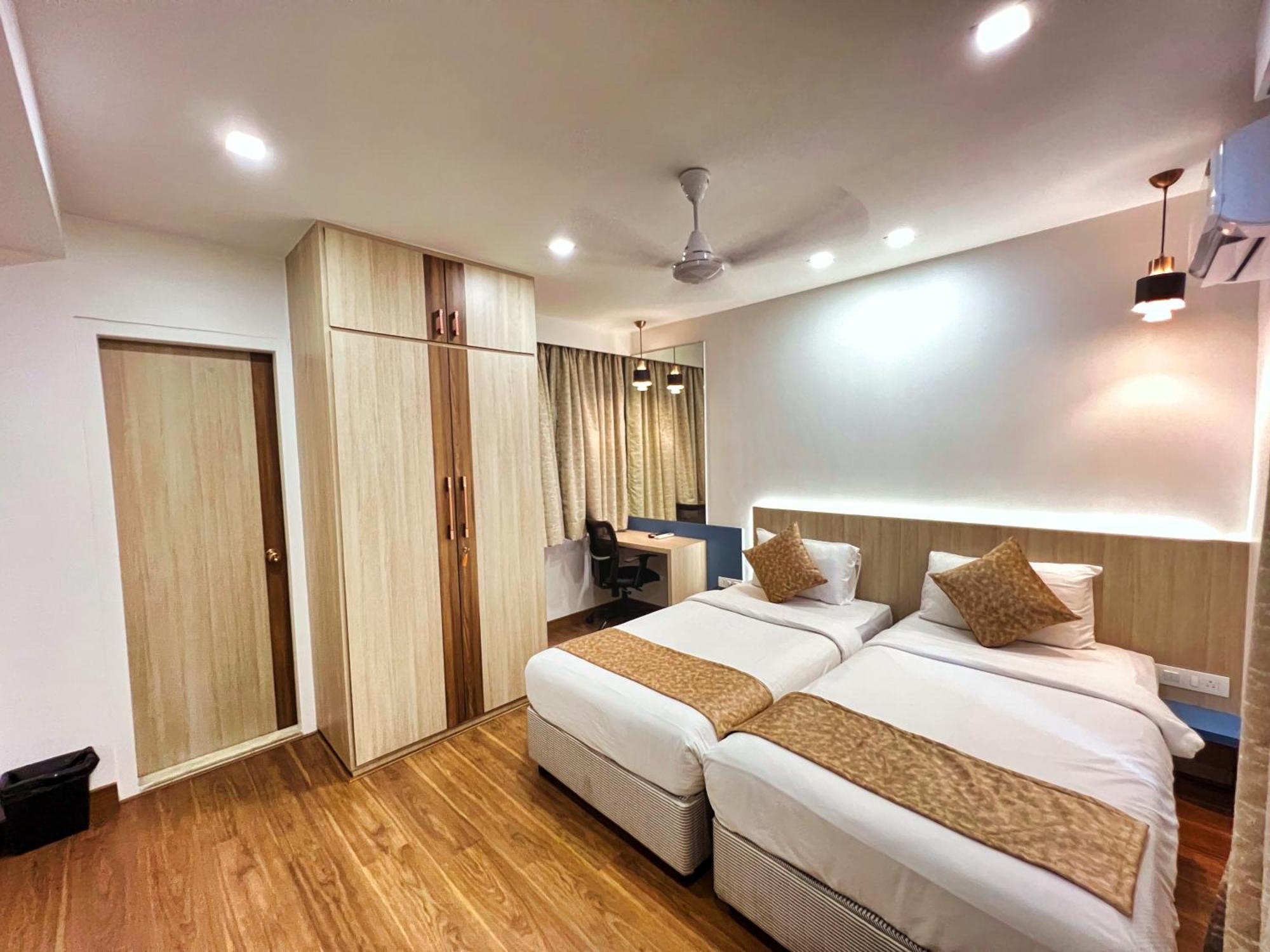 White House By Maxxvalue Service Apartments Bandra Bombaj Zewnętrze zdjęcie