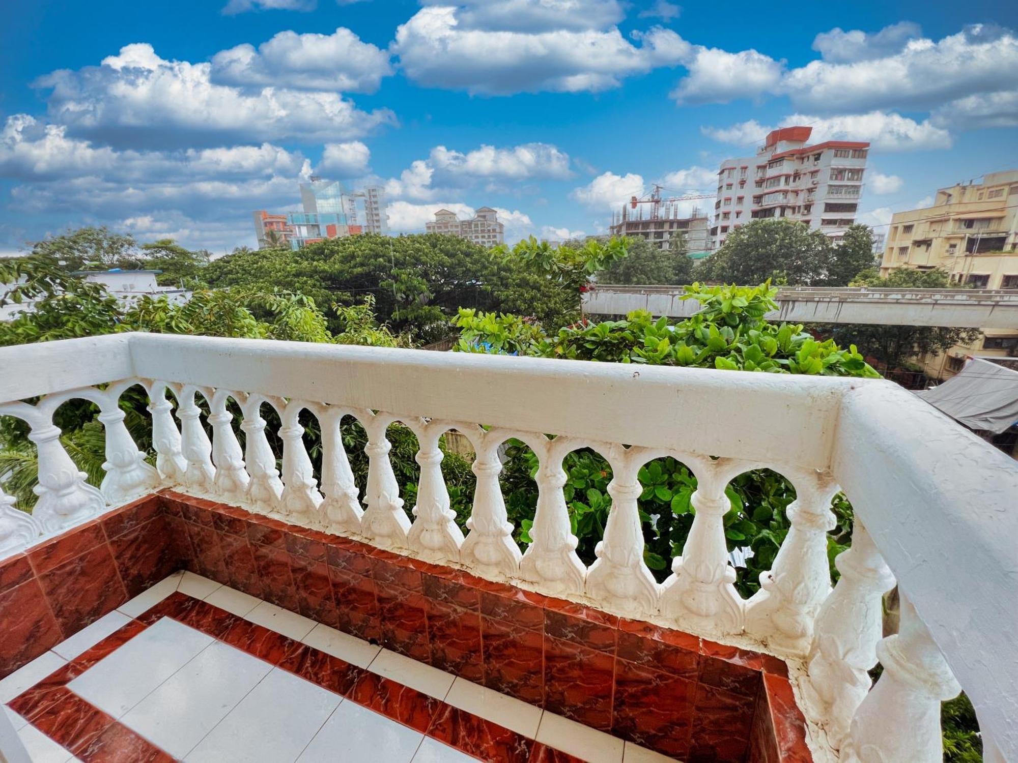 White House By Maxxvalue Service Apartments Bandra Bombaj Zewnętrze zdjęcie