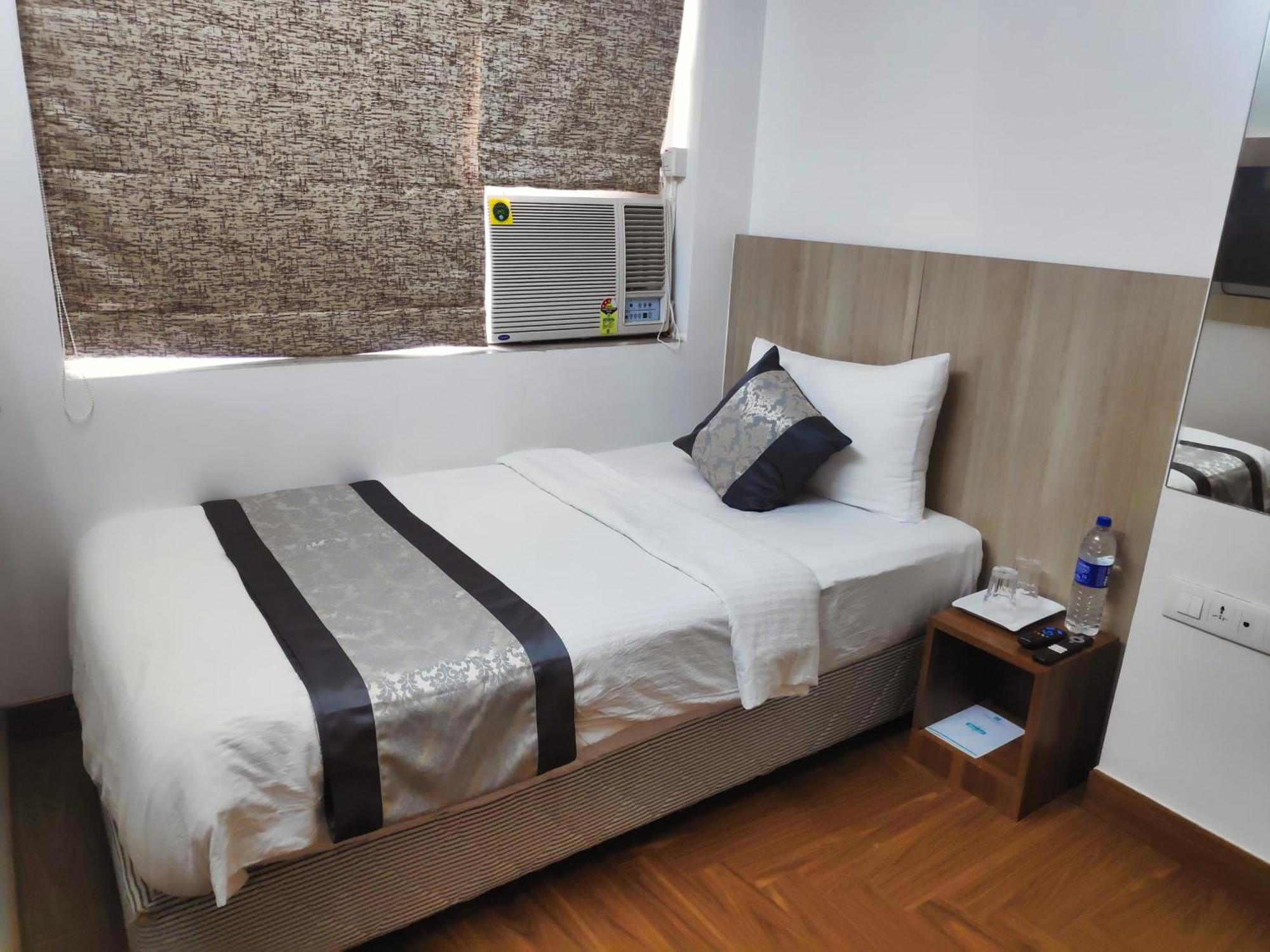 White House By Maxxvalue Service Apartments Bandra Bombaj Zewnętrze zdjęcie